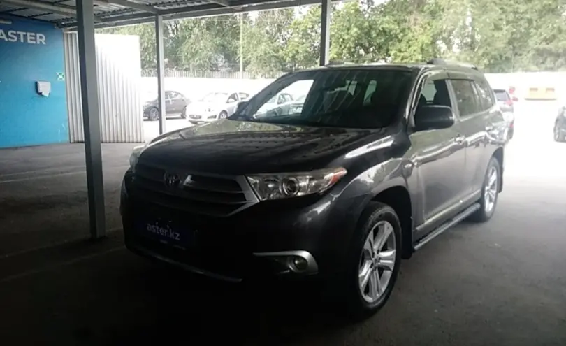 Toyota Highlander 2013 года за 14 000 000 тг. в Алматы