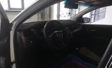 Volkswagen Polo 2017 года за 6 500 000 тг. в Астана фото 5