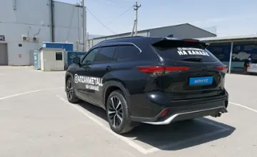 Toyota Highlander 2022 года за 22 000 000 тг. в Шымкент фото 4