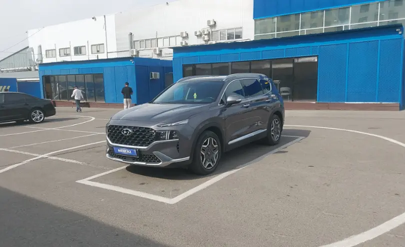 Hyundai Santa Fe 2021 года за 16 000 000 тг. в Алматы