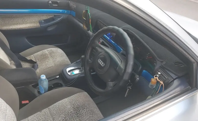 Audi A4 1998 года за 1 500 000 тг. в Алматы фото 5