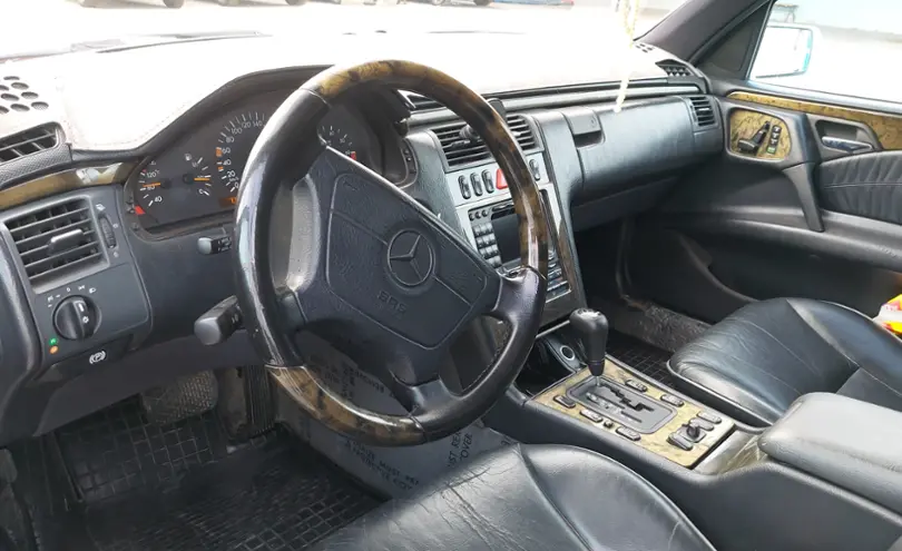 Mercedes-Benz E-Класс 1998 года за 5 000 000 тг. в Шымкент фото 5