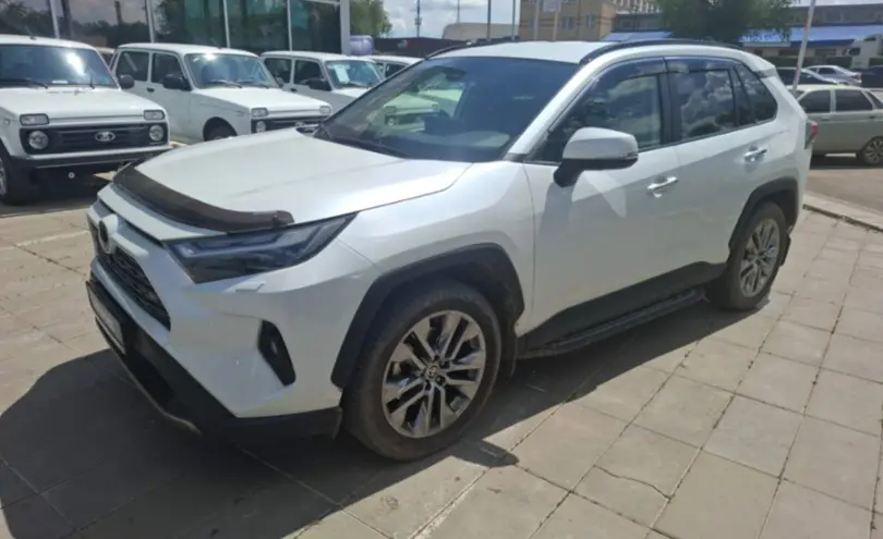 Toyota RAV4 2022 года за 23 000 000 тг. в Уральск