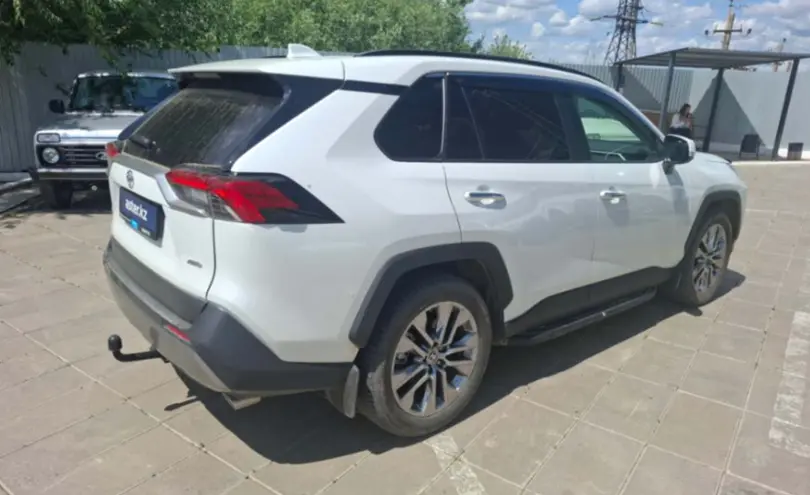 Toyota RAV4 2022 года за 23 000 000 тг. в Уральск фото 5