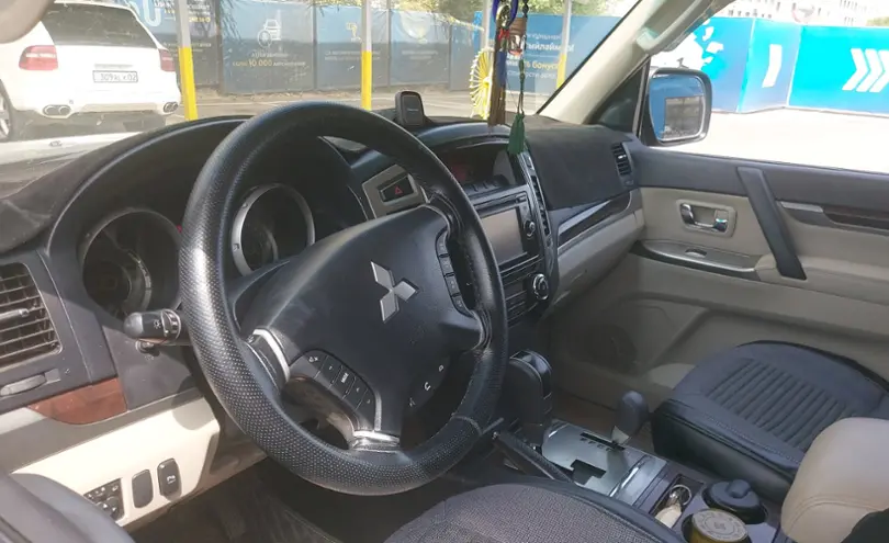 Mitsubishi Pajero 2017 года за 16 200 000 тг. в Алматы фото 5