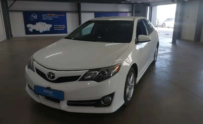 Toyota Camry 2013 года за 9 000 000 тг. в Астана