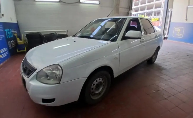 LADA (ВАЗ) Priora 2011 года за 2 000 000 тг. в Астана