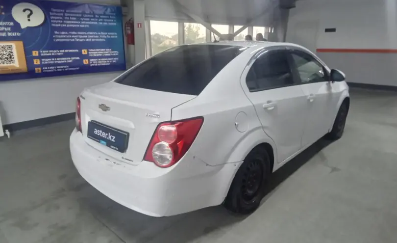 Chevrolet Aveo 2014 года за 3 500 000 тг. в Уральск фото 5