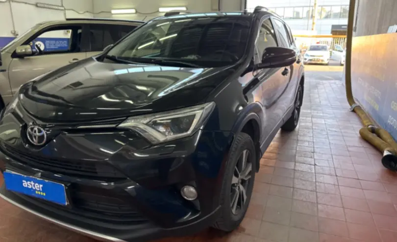 Toyota RAV4 2016 года за 12 500 000 тг. в Астана