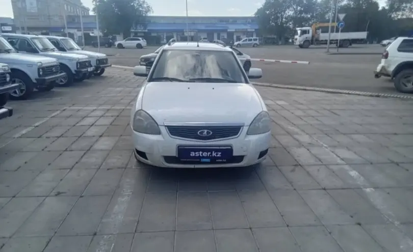 LADA (ВАЗ) Priora 2014 года за 2 500 000 тг. в Уральск фото 2