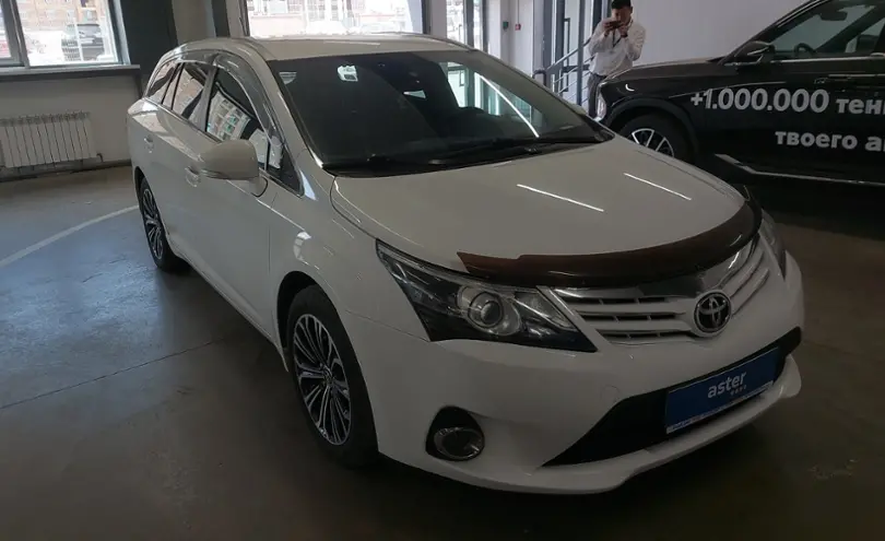 Toyota Avensis 2012 года за 9 000 000 тг. в Астана фото 2