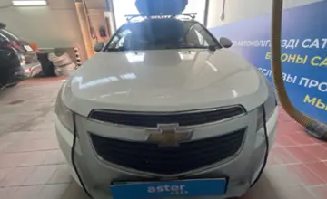 Chevrolet Cruze 2014 года за 3 900 000 тг. в Астана фото 2