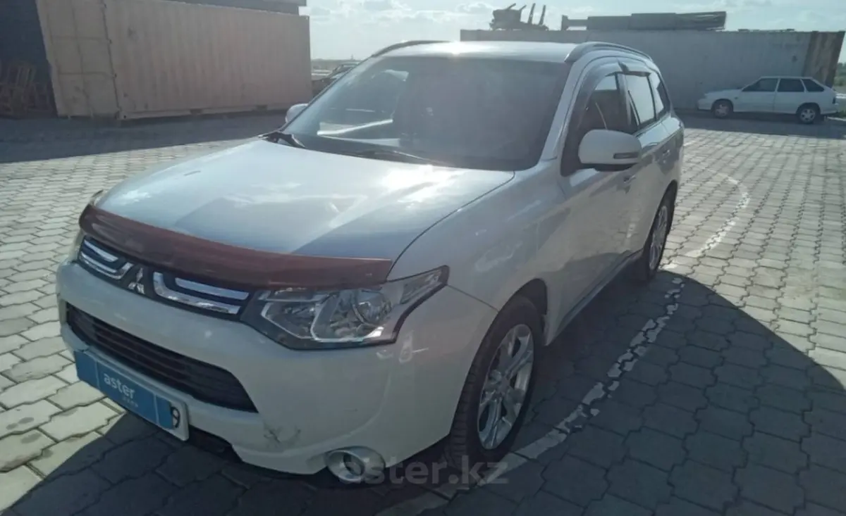 Mitsubishi Outlander 2012 года за 6 500 000 тг. в Караганда