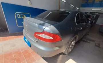 Skoda Superb 2011 года за 4 500 000 тг. в Астана