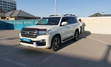 Toyota Land Cruiser 2016 года за 28 000 000 тг. в Шымкент фото 1