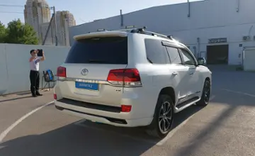Toyota Land Cruiser 2016 года за 28 000 000 тг. в Шымкент фото 3