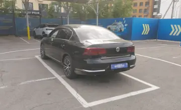 Volkswagen Passat 2013 года за 5 000 000 тг. в Алматы фото 4