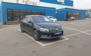 Volkswagen Passat 2013 года за 5 000 000 тг. в Алматы фото 2