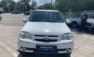 Chevrolet Niva 2014 года за 2 700 000 тг. в Уральск фото 2