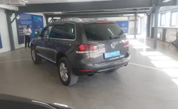 Volkswagen Touareg 2007 года за 7 000 000 тг. в Астана фото 4
