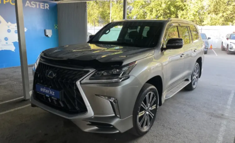 Lexus LX 2019 года за 50 000 000 тг. в Алматы