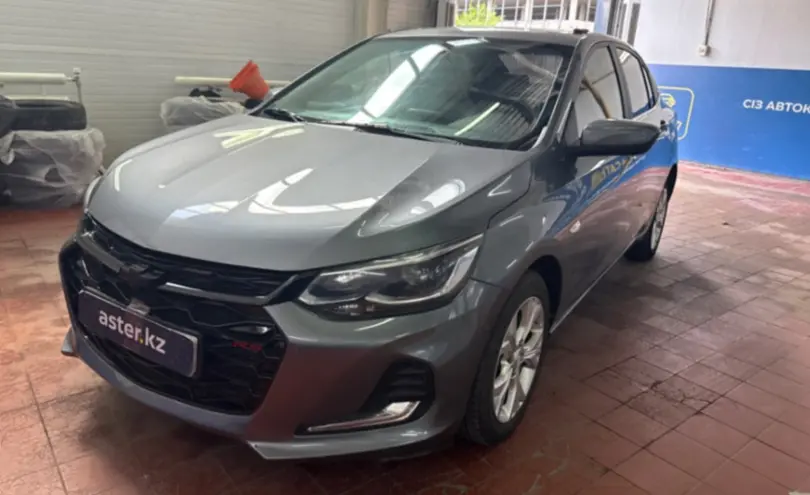 Chevrolet Onix 2023 года за 6 000 000 тг. в Астана