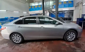 Toyota Camry 2014 года за 9 000 000 тг. в Астана фото 4