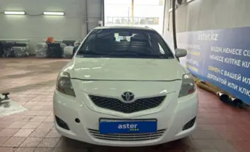 Toyota Yaris 2010 года за 5 000 000 тг. в Астана фото 2