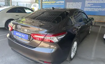 Toyota Camry 2017 года за 11 000 000 тг. в Алматы
