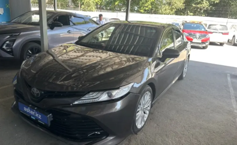 Toyota Camry 2017 года за 11 000 000 тг. в Алматы
