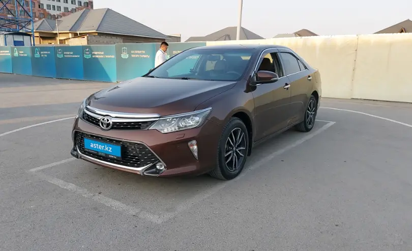 Toyota Camry 2017 года за 13 800 000 тг. в Шымкент