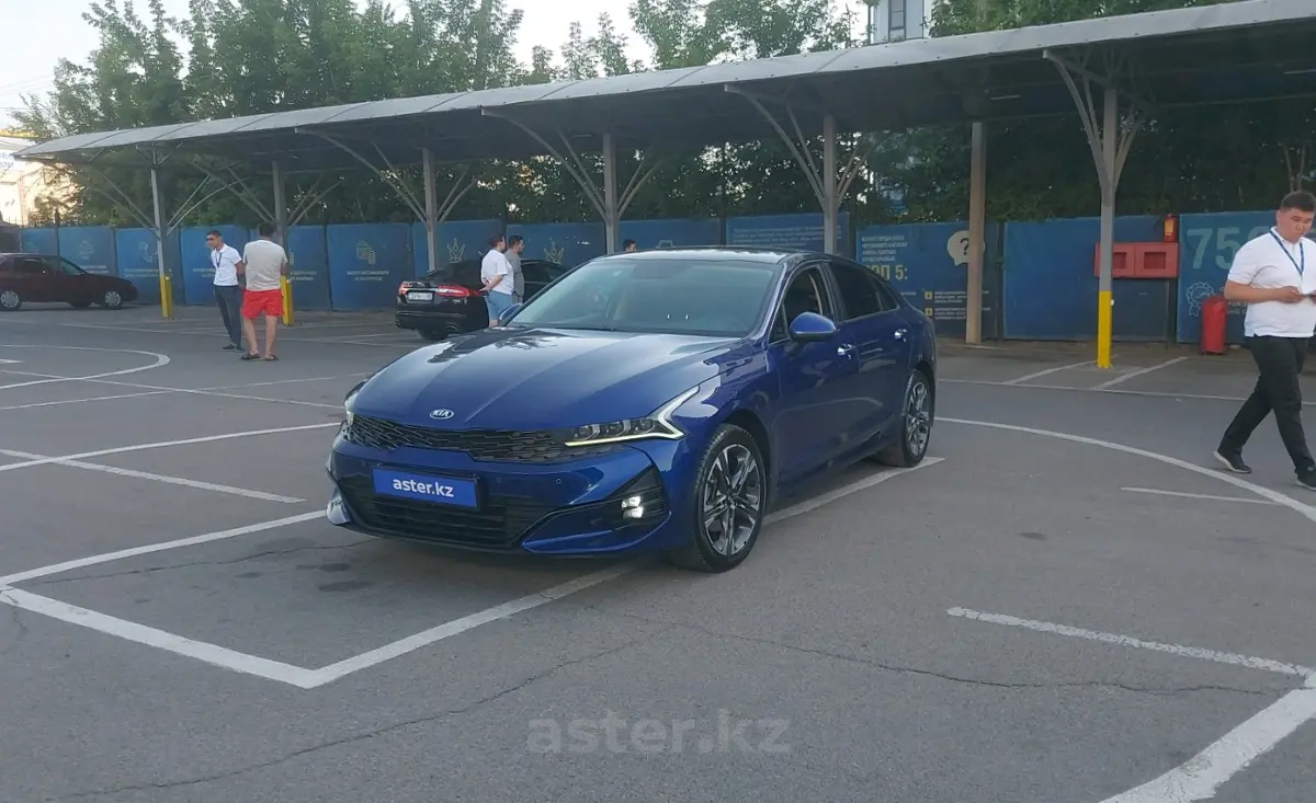 Kia K5 2021 года за 11 500 000 тг. в Алматы