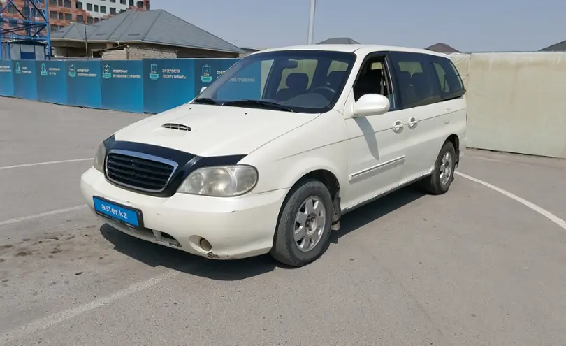Kia Carnival 2002 года за 2 000 000 тг. в Шымкент