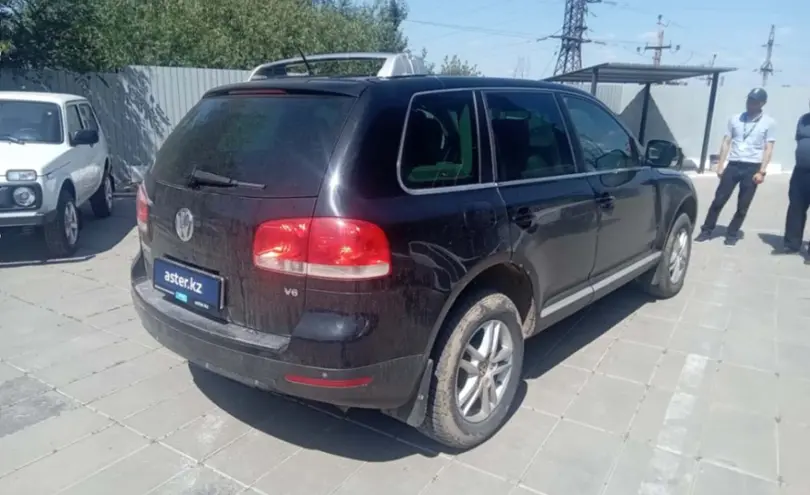 Volkswagen Touareg 2007 года за 6 500 000 тг. в Уральск фото 5