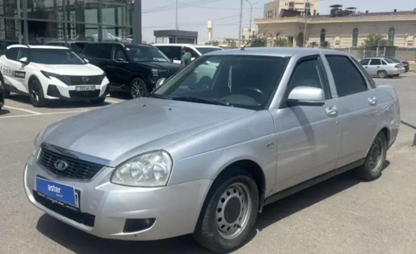 LADA (ВАЗ) Priora 2010 года за 2 000 000 тг. в Шымкент