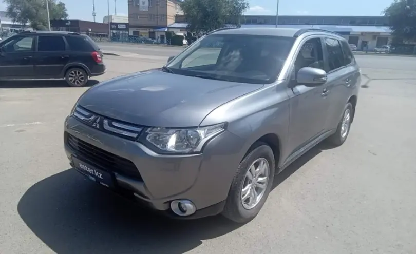 Mitsubishi Outlander 2013 года за 6 700 000 тг. в Уральск