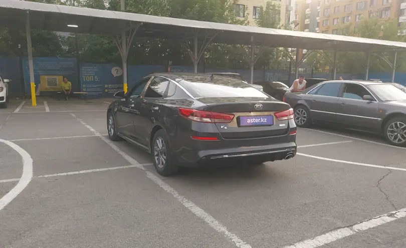 Kia K5 2019 года за 6 800 000 тг. в Алматы фото 4
