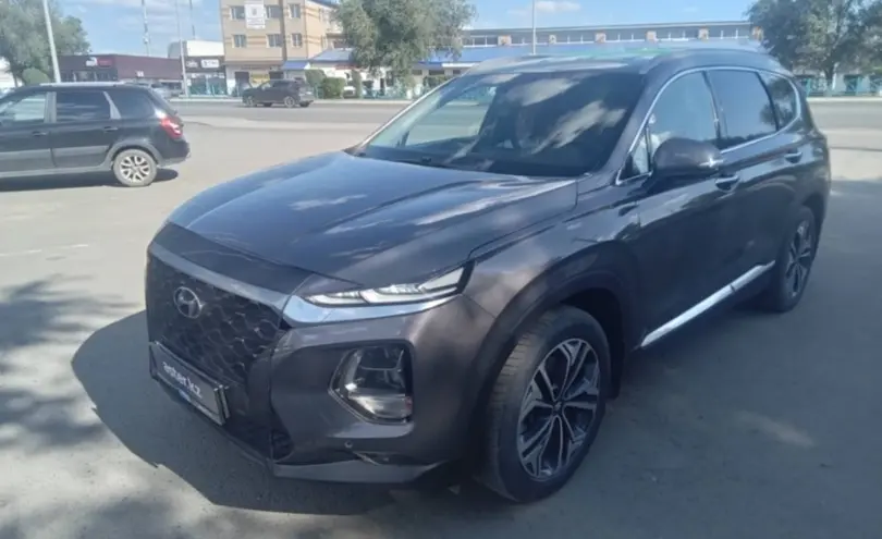 Hyundai Santa Fe 2019 года за 14 000 000 тг. в Уральск