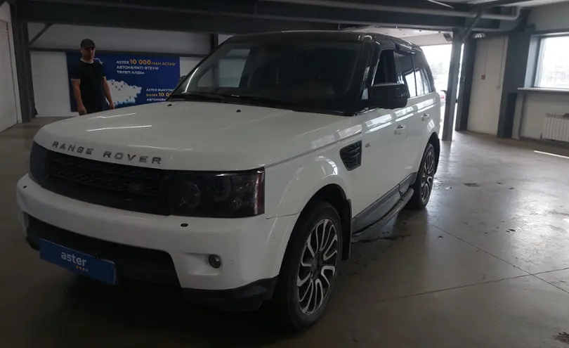 Land Rover Range Rover Sport 2011 года за 11 000 000 тг. в Астана