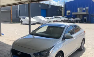 Hyundai Solaris 2020 года за 7 500 000 тг. в Караганда фото 1