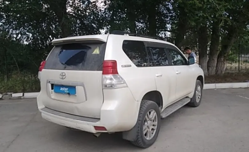 Toyota Land Cruiser Prado 2012 года за 17 000 000 тг. в Актобе фото 5