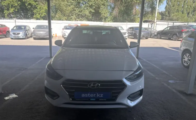 Hyundai Accent 2018 года за 6 000 000 тг. в Алматы фото 2