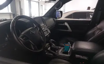 Toyota Land Cruiser 2018 года за 35 000 000 тг. в Астана фото 5