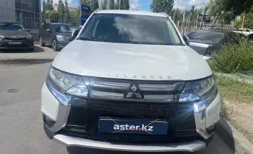 Mitsubishi Outlander 2017 года за 8 500 000 тг. в Костанай фото 2