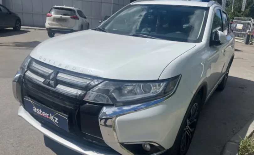 Mitsubishi Outlander 2017 года за 8 500 000 тг. в Костанай