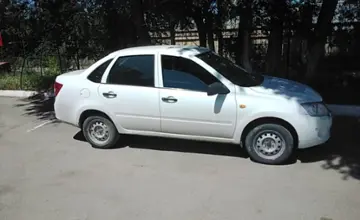 LADA (ВАЗ) Granta 2014 года за 2 500 000 тг. в Актобе фото 4