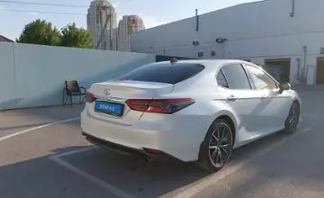 Toyota Camry 2022 года за 14 000 000 тг. в Шымкент фото 3