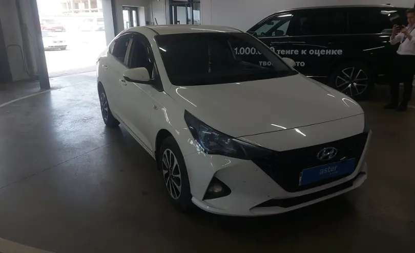 Hyundai Accent 2022 года за 7 800 000 тг. в Астана фото 2