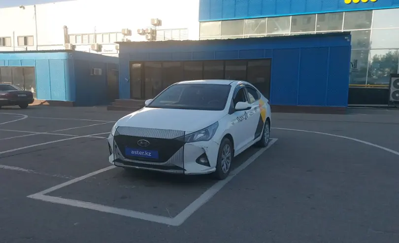 Hyundai Accent 2021 года за 8 000 000 тг. в Алматы