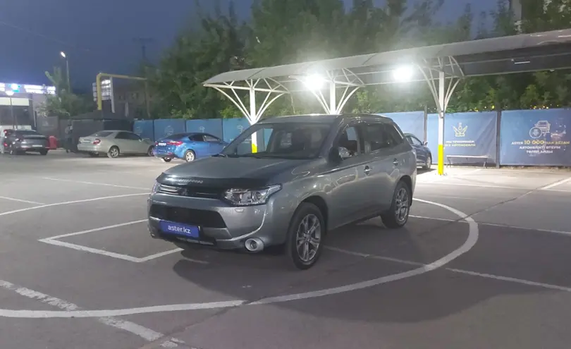 Mitsubishi Outlander 2012 года за 7 500 000 тг. в Алматы